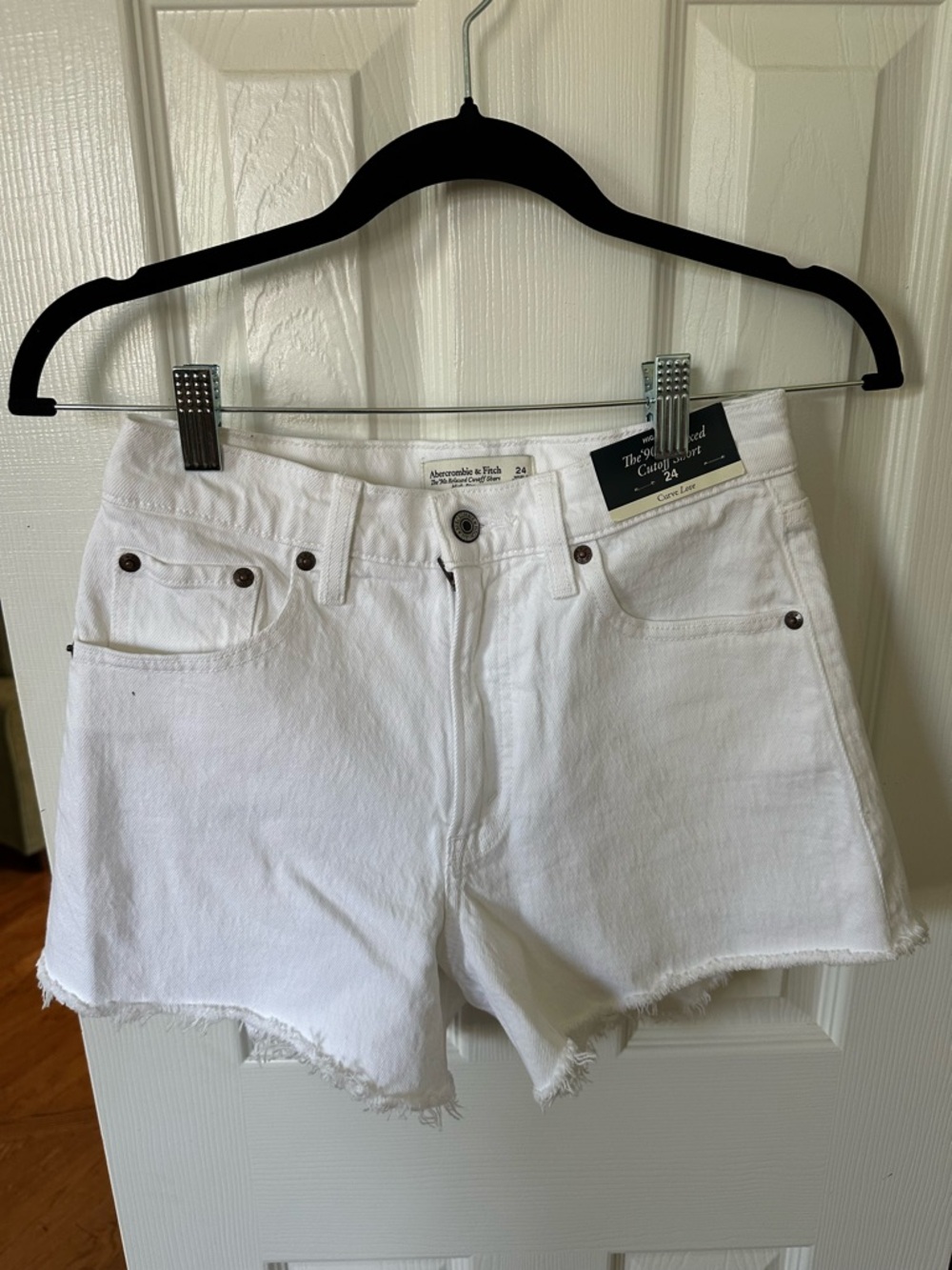 Abercrombie & Fitch Curve Love High-Rise 90’s Relaxed Cutoff Shorts - Size 24